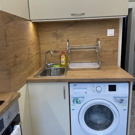 Seven Hills With Optional Parking Apartment *